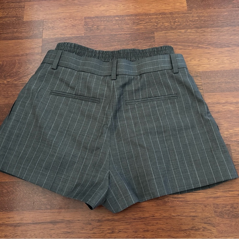 NWOT Alexander Wang PreStyled Bilayer Wool Pleated Shorts w/ Exposed Boxer 2 - Picture 9 of 17